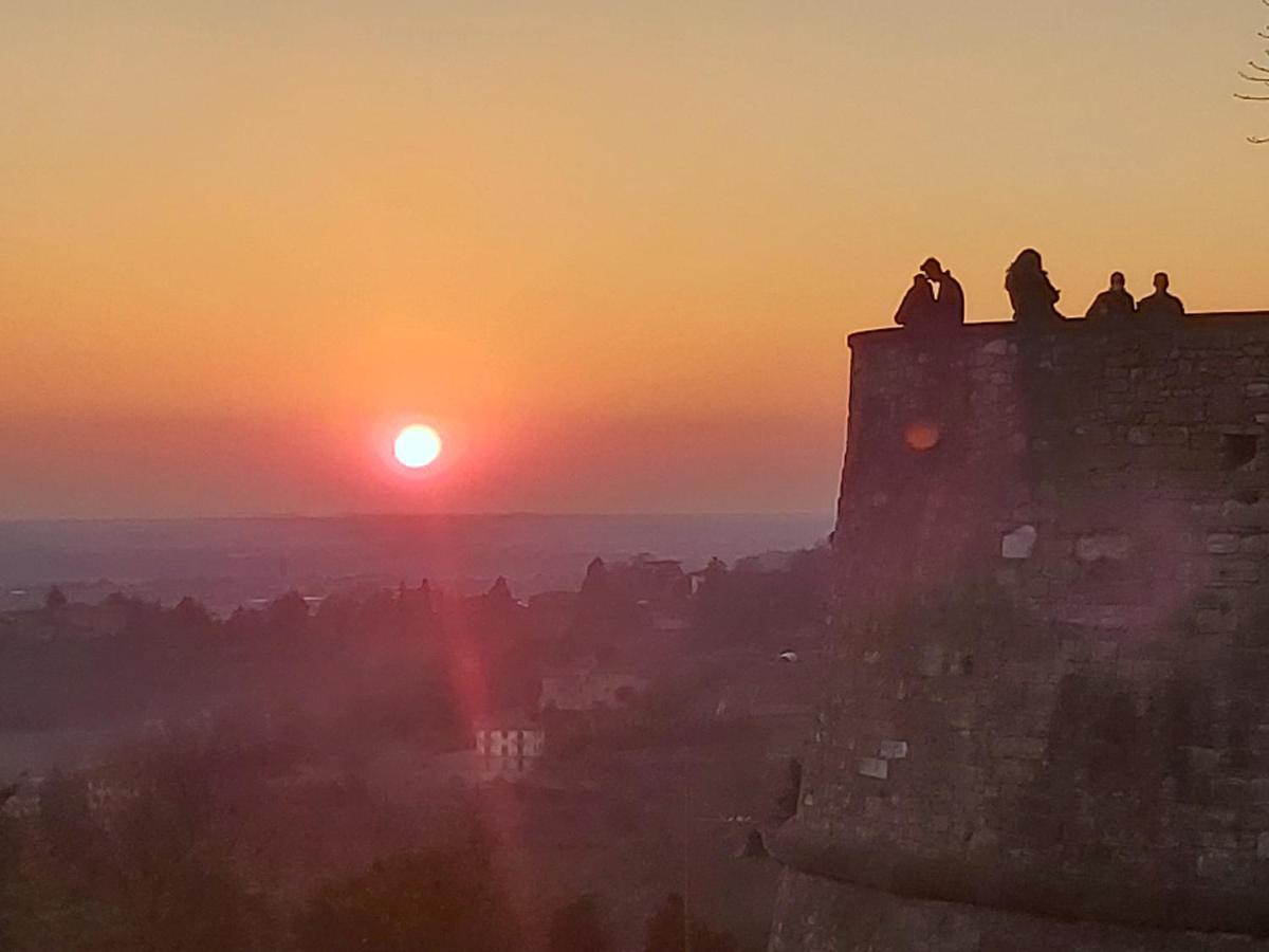 Bergamo Allegra Buitenkant foto